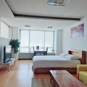 Cozy - Experience Like Comfort Appartement